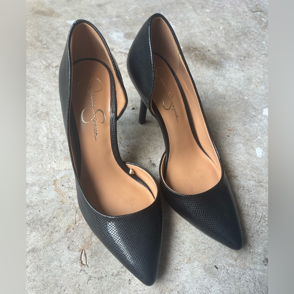 Jessica Simpson black high heels size 8.5